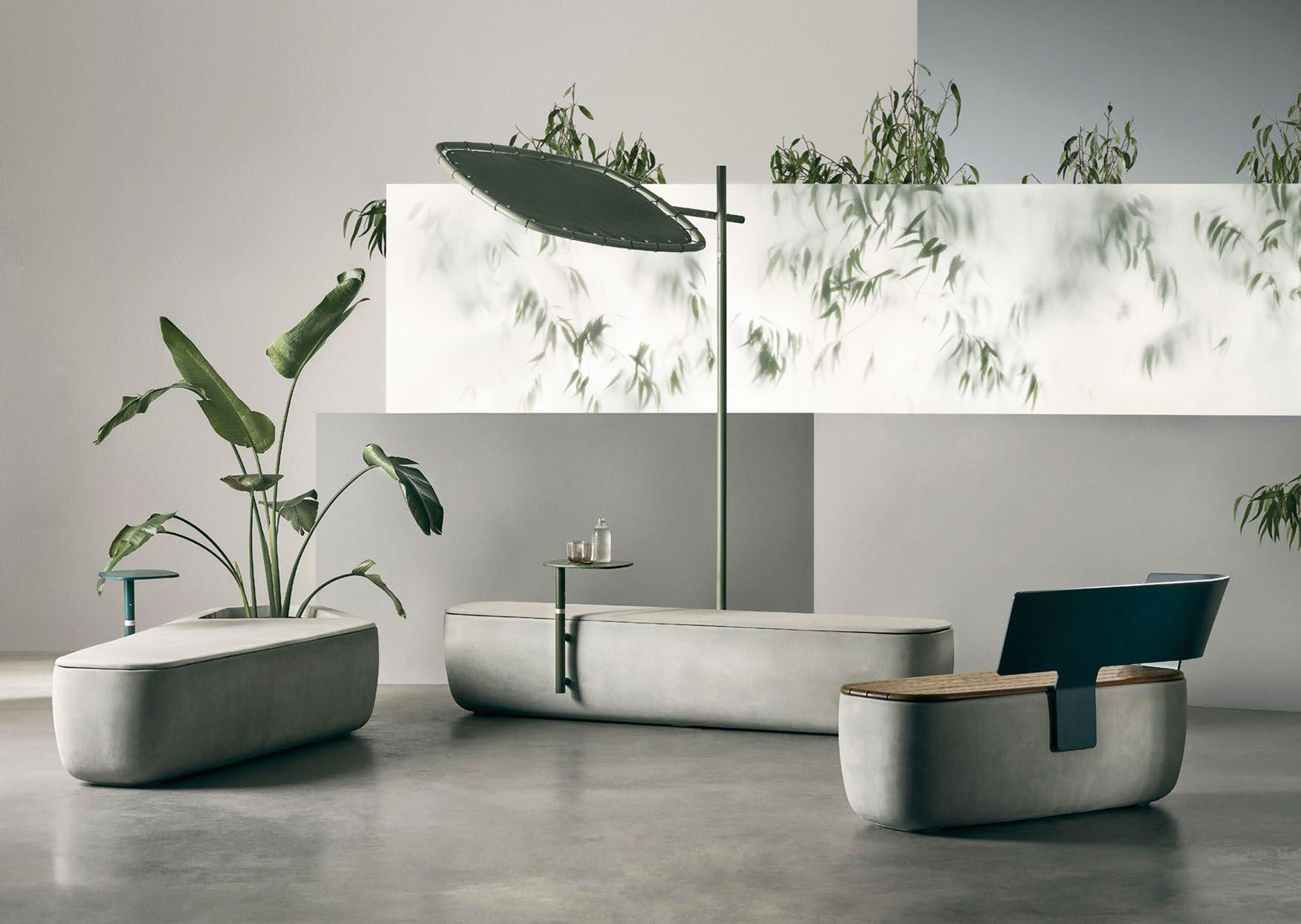 5 Furnitur Outdoor yang Tetap Cantik di Musim Hujan