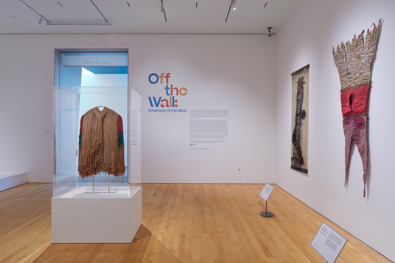 Pameran Budaya Khas Amerika dalam Bentuk Pakaian