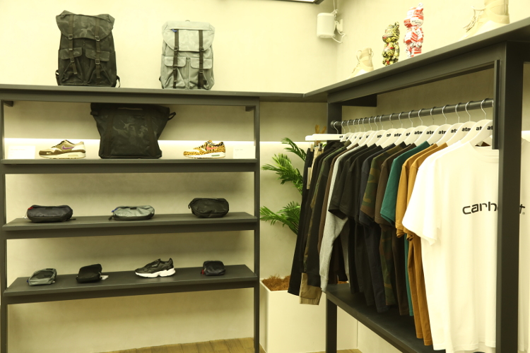 Meriahnya Suasana Pembukaan Store Atmos Indonesia