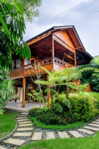 Membangun Rumah Tradisional? Simak Artikel ini!