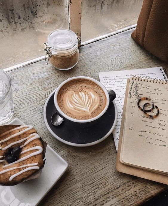 Santai sejenak di kafe / The Chill Girls Guide