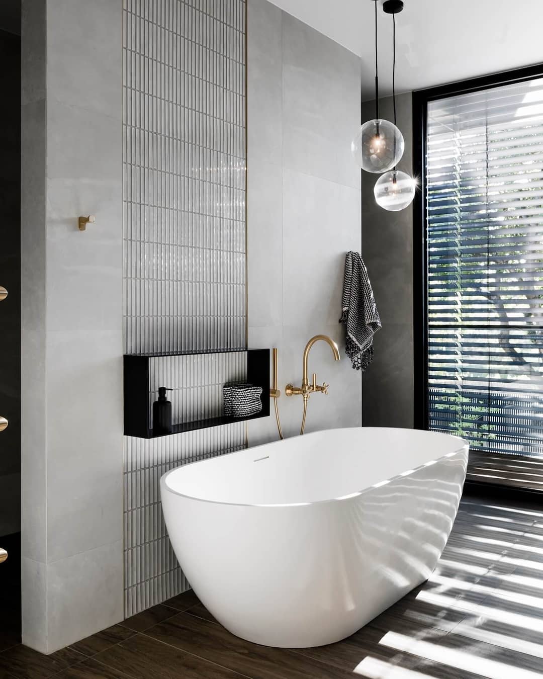 8 Inspirasi Desain Kamar Mandi Sederhana Namun Elegan