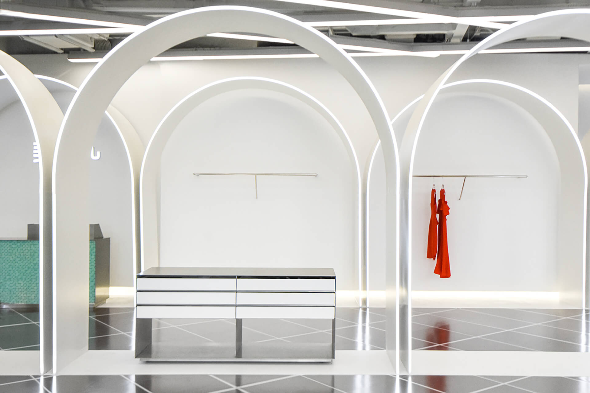 Meeting Place Berisi Retail Store? Simak Di Sini!