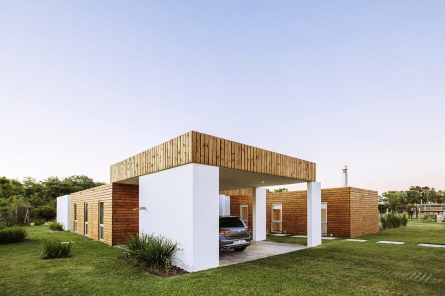 Rumah Minimalis di La Tahona