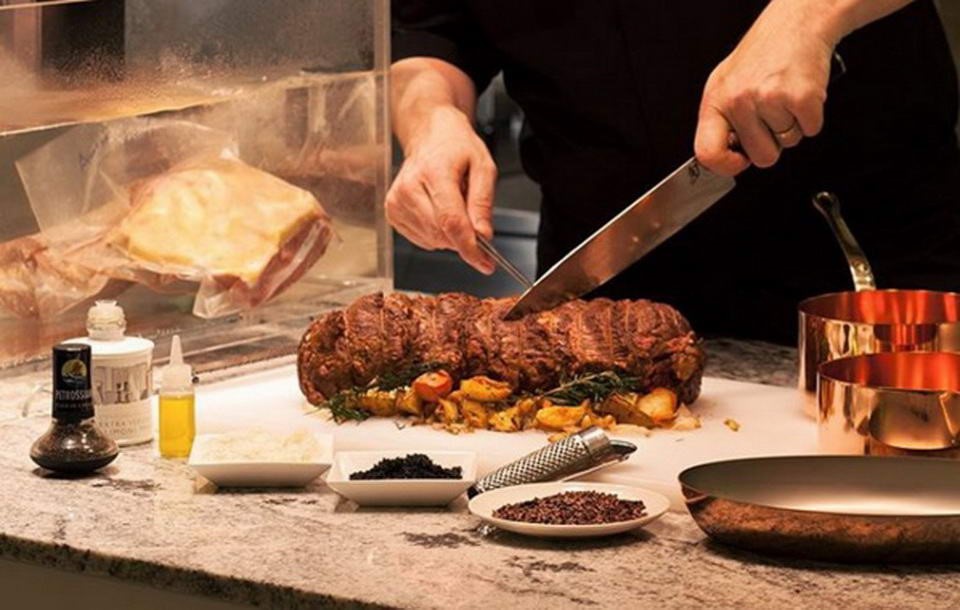 5 Restoran Buffet untuk Pasangan yang Doyan Makan!