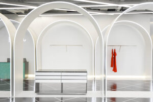 Meeting Place Berisi Retail Store? Simak Di Sini!