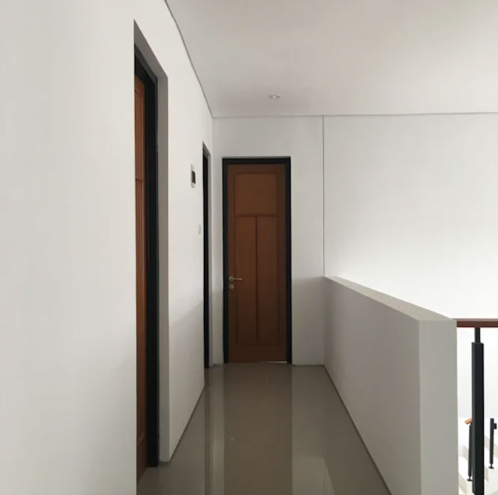 Pintu Klasik Minimalis