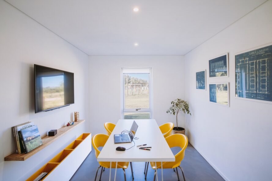 Rumah Minimalis di La Tahona