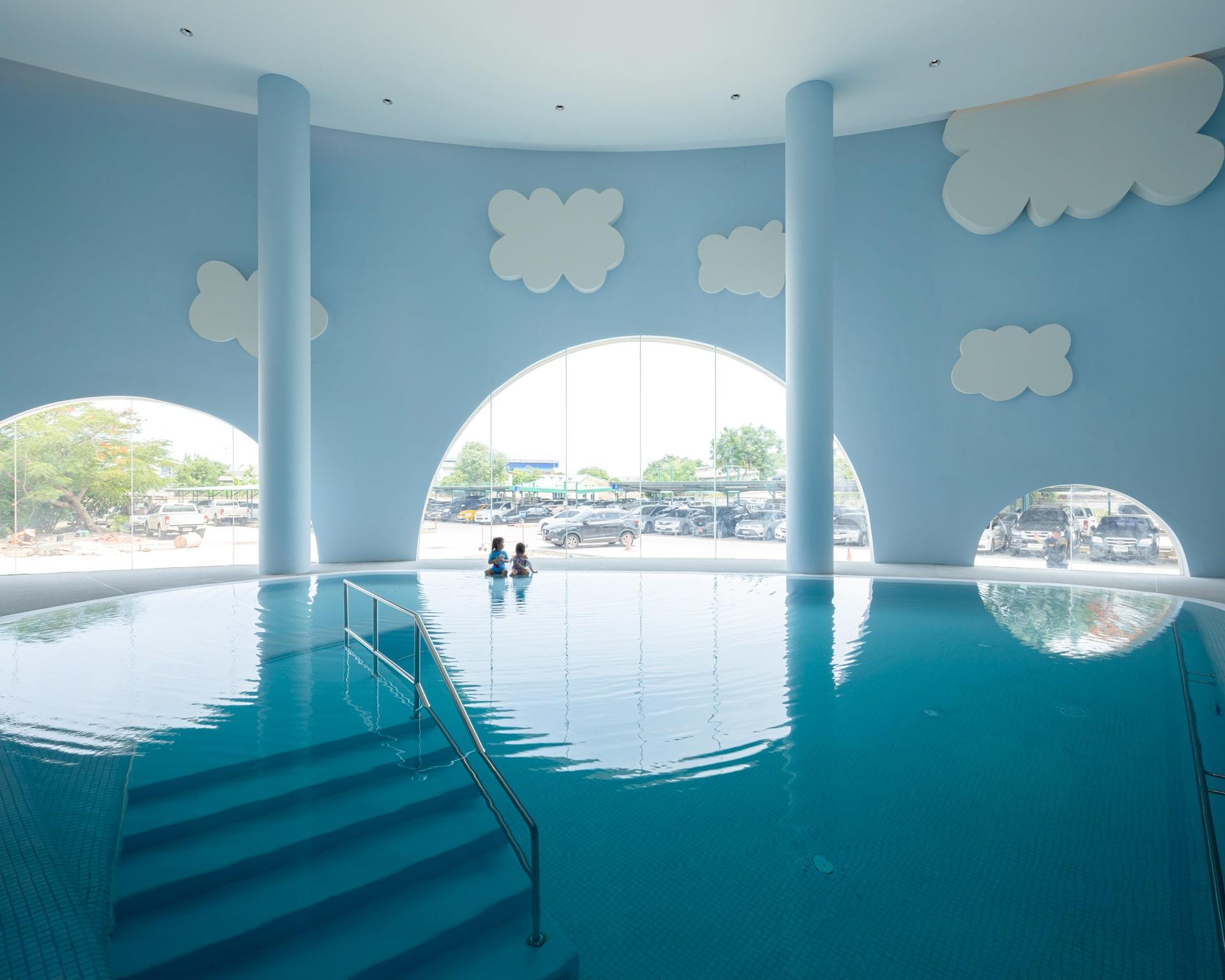 Rumah Sakit Anak di Thailand ini Penuh Kegembiraan!