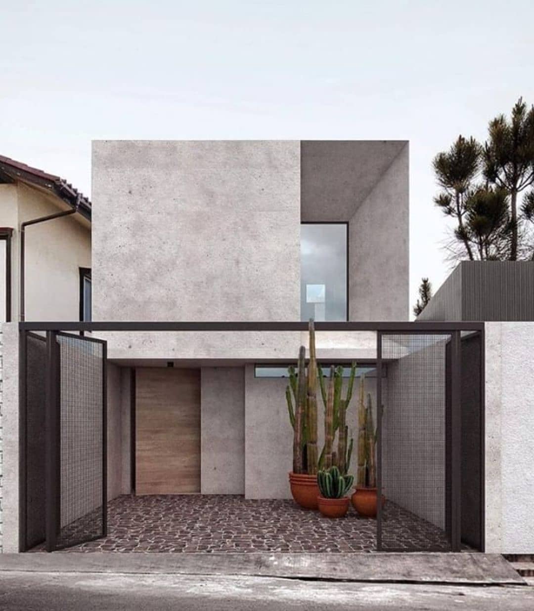 Gerbang dengan Gaya Industrial