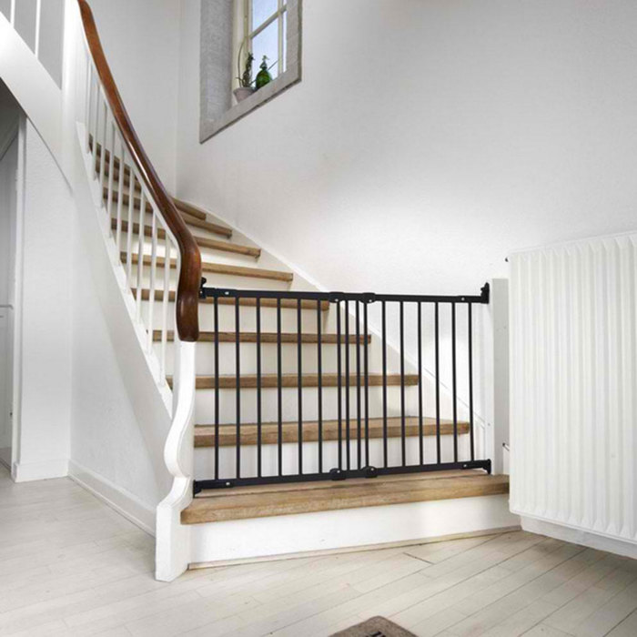 7 Aspek Penting Membangun Tangga yang Aman untuk Anak