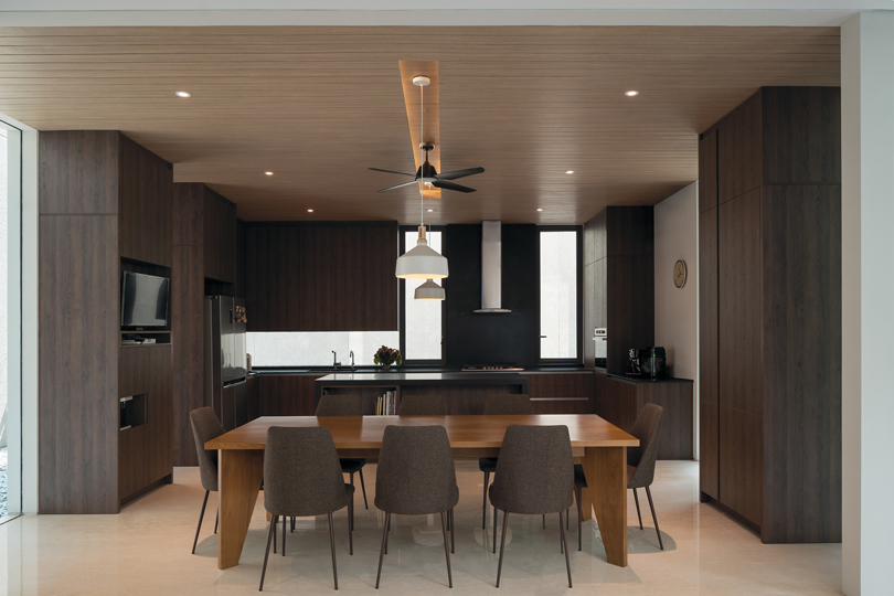 Segar! Rumah ini Jarang Pakai AC & Terasa Sangat Sejuk