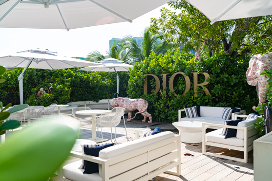 Motif Khas Dior Menghiasi Dior Pop-Up Café di Miami