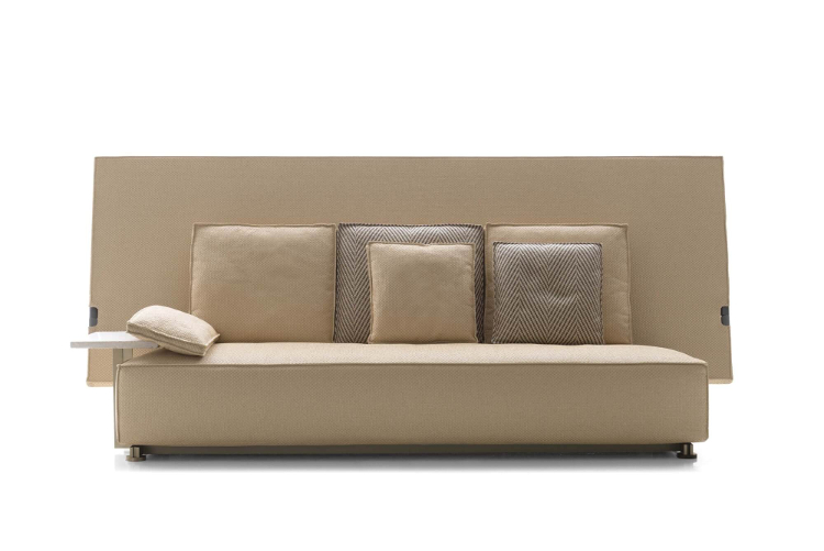 Philippe Starck Rancang Furnitur Anti Hujan