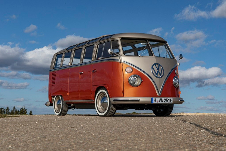 VW Memperkenalkan Mobil Elektrik Bergaya Klasik