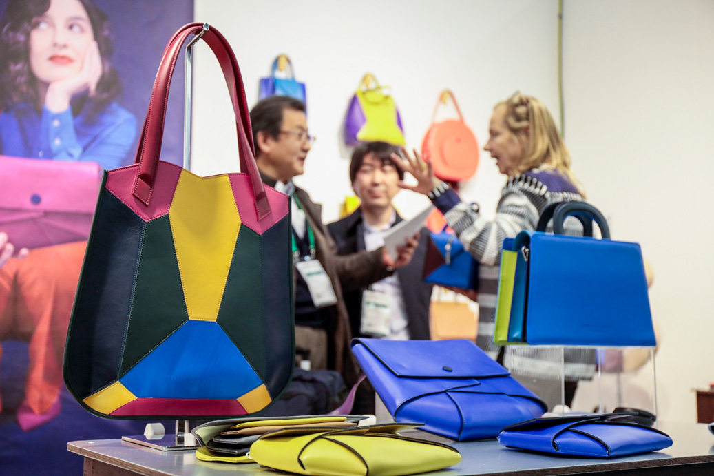 pameran ambiente di frankfurt jerman berhasil diselenggarakan saat corona dan badai