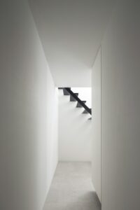 Rumah ini Menyelip di Padatnya Kota Tokyo