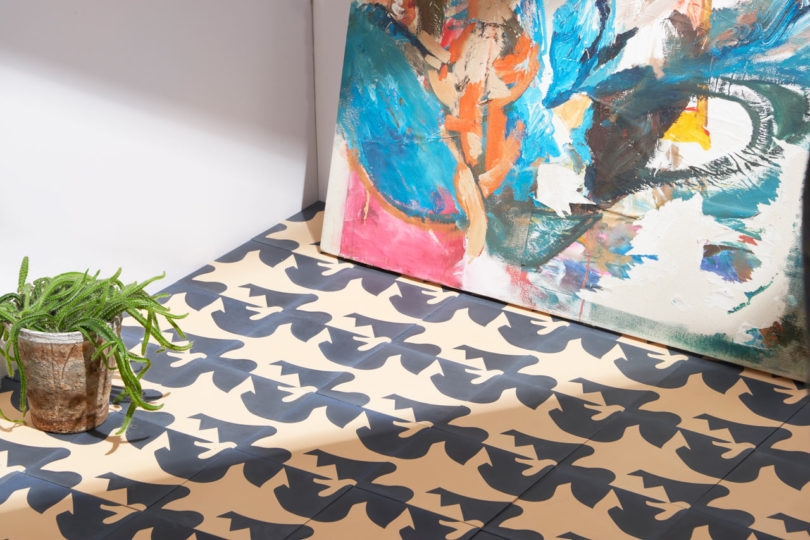 Langka! Keramik Lantai Dijadikan Karya Seni & Kanvas