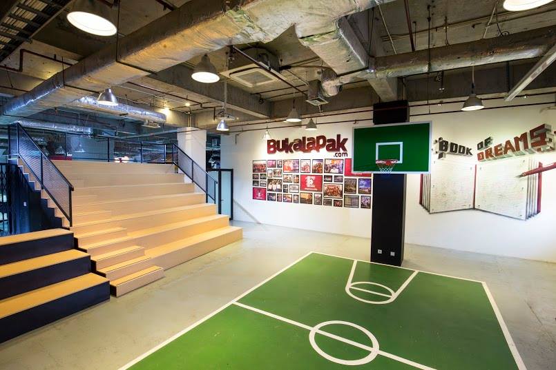 Ide Desain Kantor Cubicle Open Plan dan Di Rumah 6