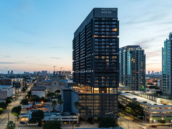 High Rise Apartement