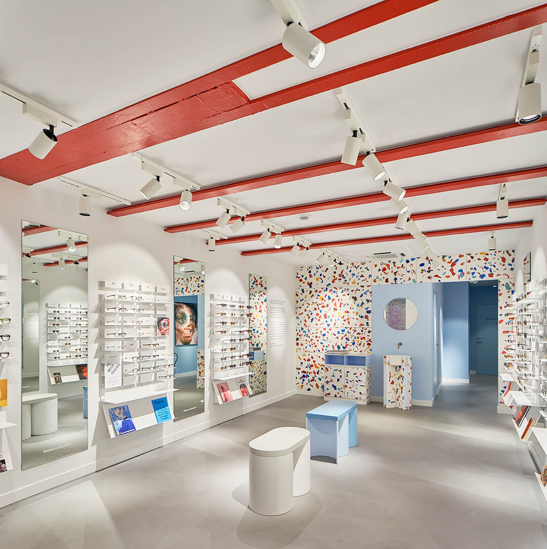 Motif Teraso Ini Terbuat dari Sampah Plastik?