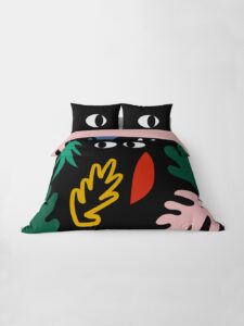 Unik! Duvet untuk Tempat Tidur Bagi yang Suka Rebahan