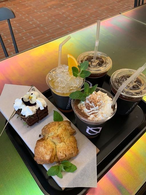 Fans K-Pop, Ini Saatnya Nikmati Kopi Buatan Mino WINNER / Beberapa menu di kafe øsechill / Naver Online Community