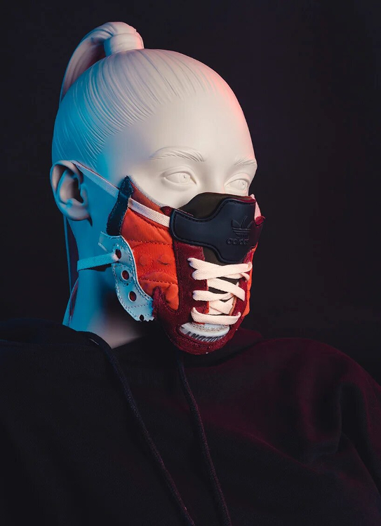 Masker Dari Sneakers, Fashion atau Safety?