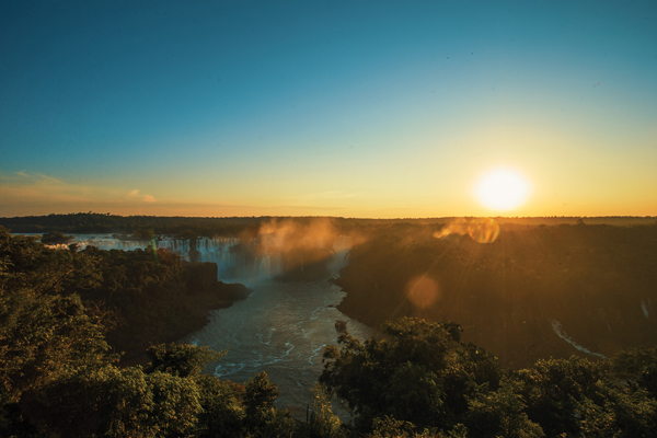 Kangen Travelling? Ini Tempat Liburan Wajib Dikunjungi 5