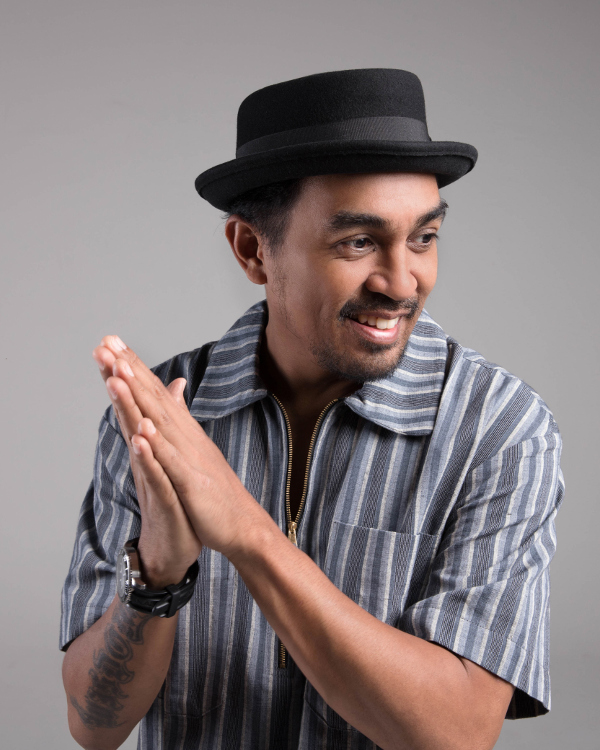 Penuh Rasa! 10 Lagu Penuh Makna Bagi Glenn Fredly