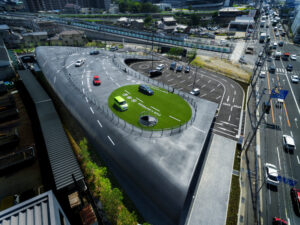 Showroom Toyota Di Jepang Ini Hadir Dengan Bentuk Unik