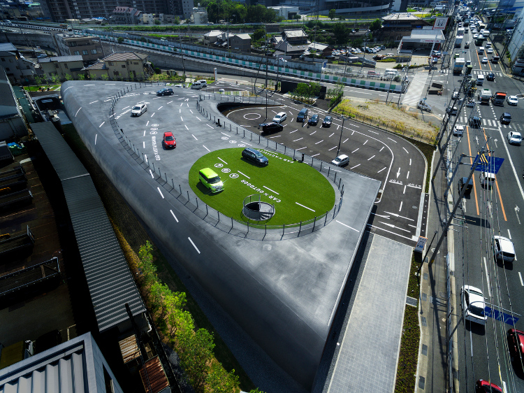 Showroom Toyota Di Jepang Ini Hadir Dengan Bentuk Unik