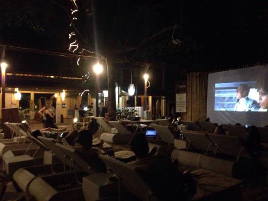 Nonton film di Open Air Cinema