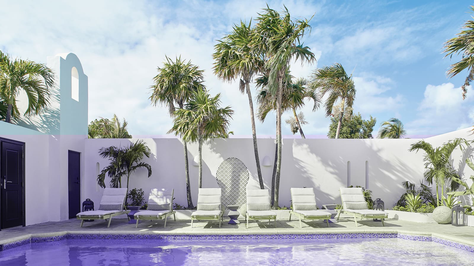 Kangen Travelling? Ini Tempat Liburan Wajib Dikunjungi