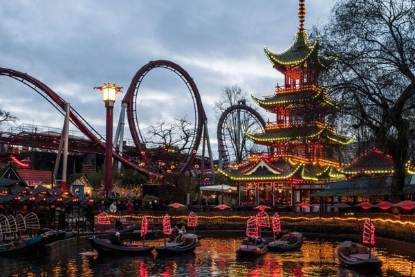Tivoli Gardens di Copenhagen, Denmark