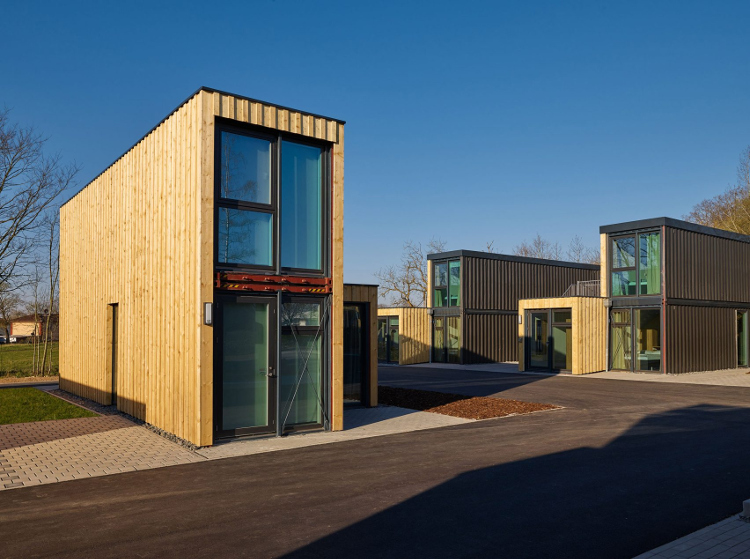 Menarik! Mari Menginap Di Dalam Kontainer di Jerman