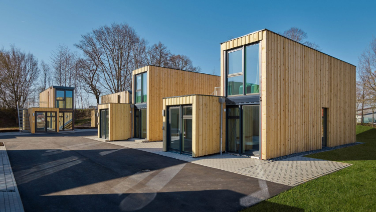 Menarik! Mari Menginap Di Dalam Kontainer di Jerman