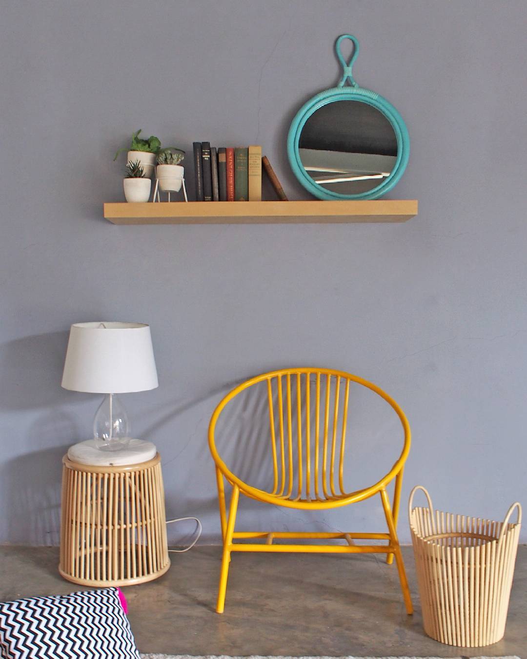 5 Produk Warna Biru ini Bisa Buat Rumah Jadi Relaks