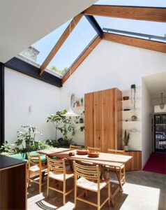 Selain Estetika, Ini Alasan Menggunakan Furniture Kayu