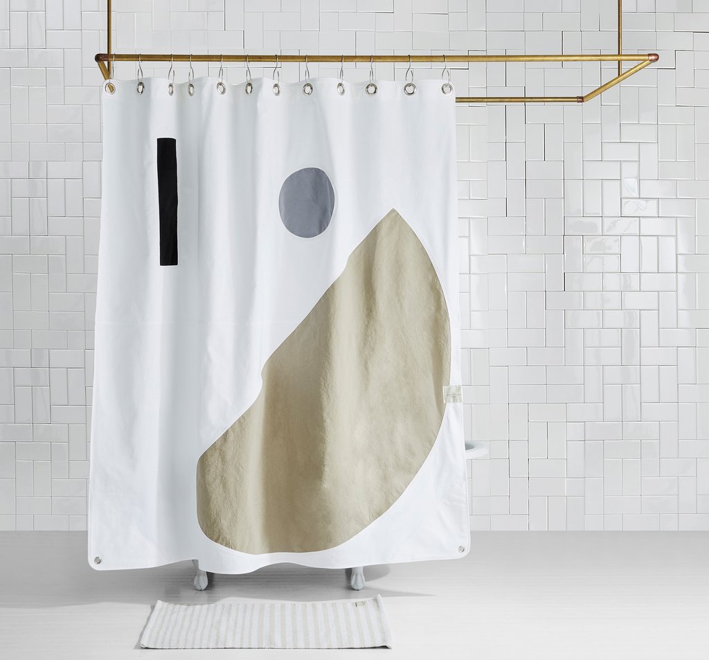 Tirai Shower ini Akan Buat Kamar Mandi Kecil Jadi Lucu