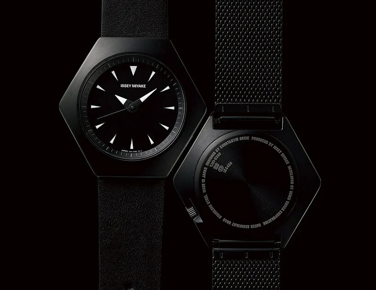 Gambaran Waktu Dua Bentuk Dari Jam Tangan Issey Miyake