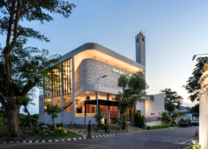 Tetap Sejuk! Ini Desain Masjid Cocok untuk Iklim Tropis