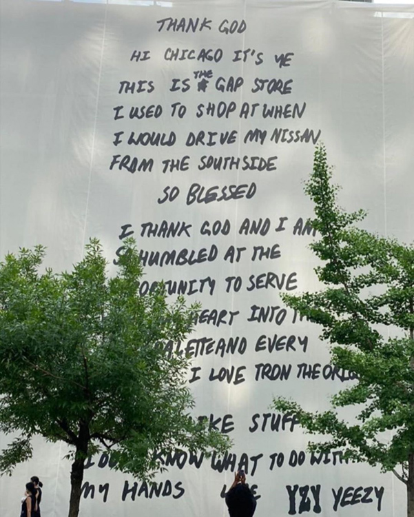 Intip Toko Gap Hasil Renovasi Kanye West di Chicago