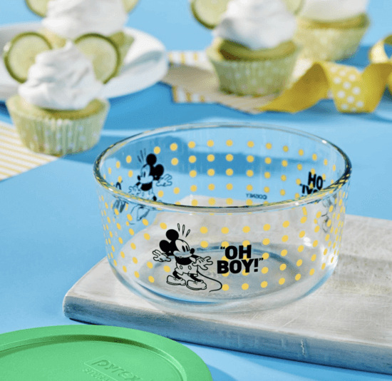 Jangan Ketinggalan, Koleksi Terbaru Pyrex Dengan Disney
