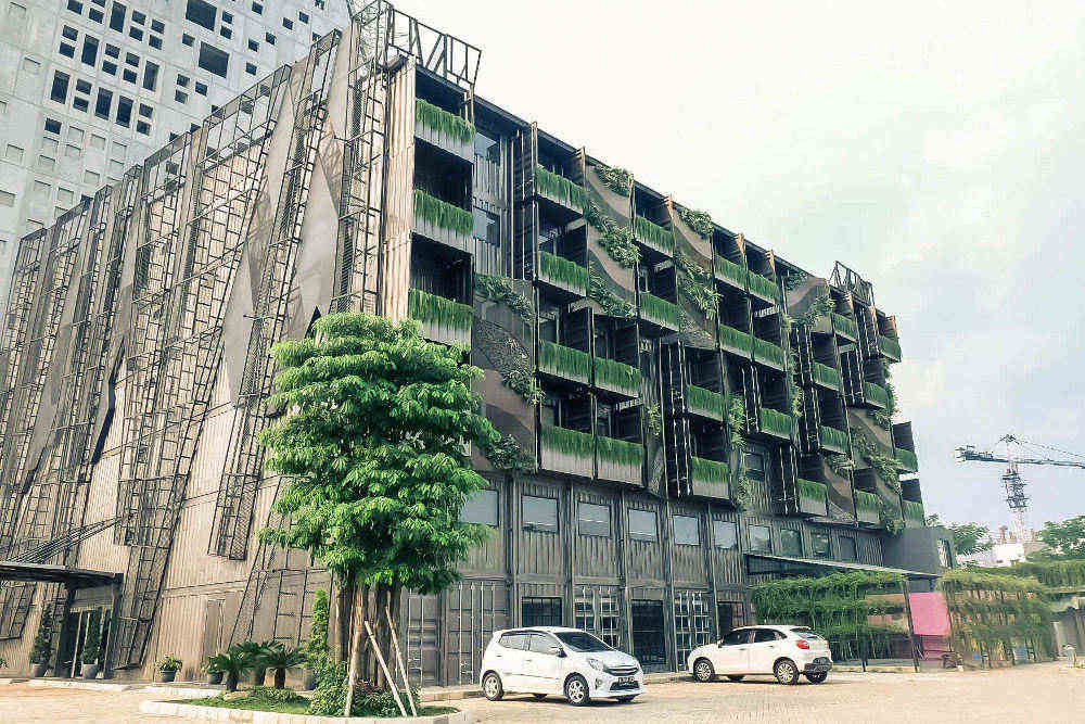 Ada di Indonesia! Sensasi Unik Menginap di Kontainer