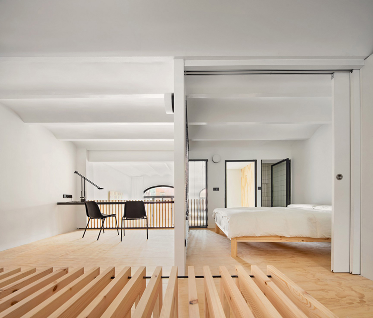 Inilah Hunian Multi Level Minimalis di Barcelona