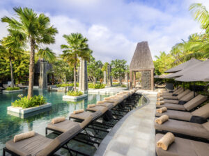 Ini Dia Resor Mewah Tempat Staycation Millen Cyrus!