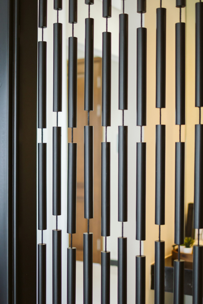 Rumah di Surabaya Ini Punya Segalanya! Modern & Elegan / Roum Design / Gods Plan Photo Interior 5