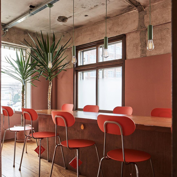 Lokasi Drama Its Okay Not To Be Okay Kafe Toko Lampu 16