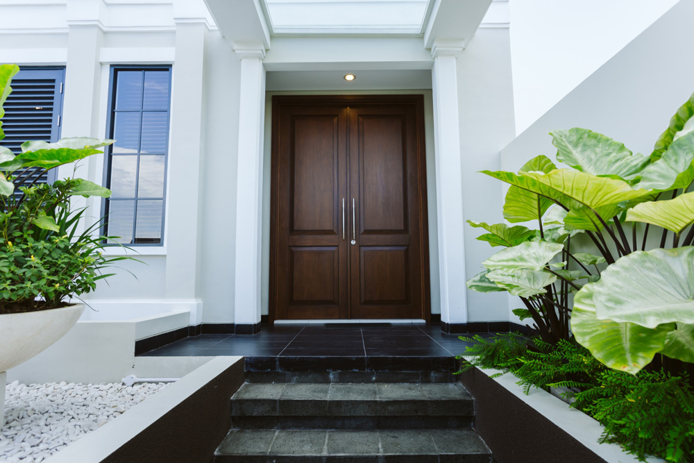 Rumah di Surabaya Ini Punya Segalanya! Modern & Elegan / Roum Design / Gods Plan Photo Interior 3